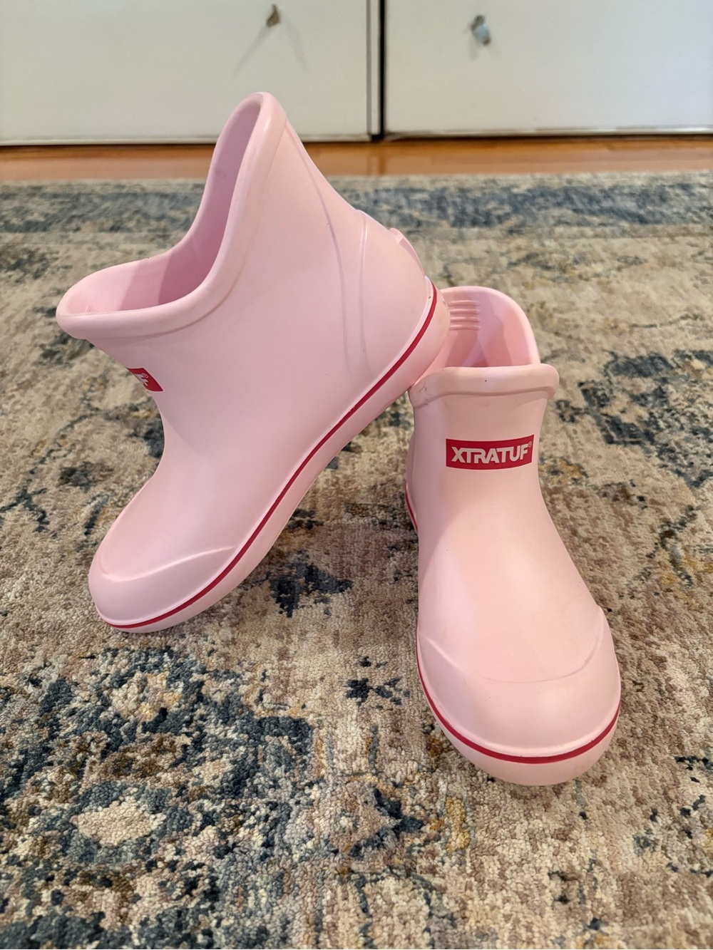 XTRATUF Bubble Gum Ankle Deck Shoes - XKTF400C Kids' Waterproof Boots Size 2M
